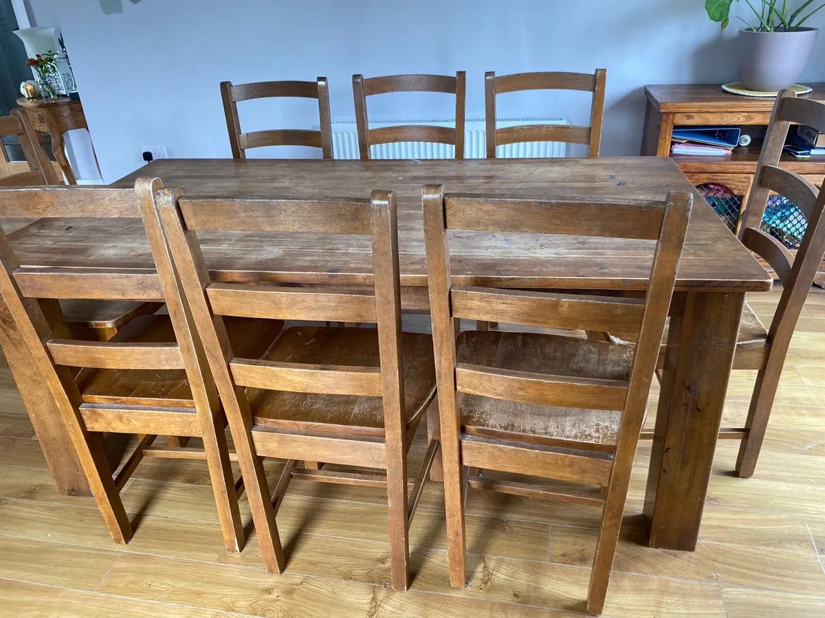 Dining tale and chairs - Image 1