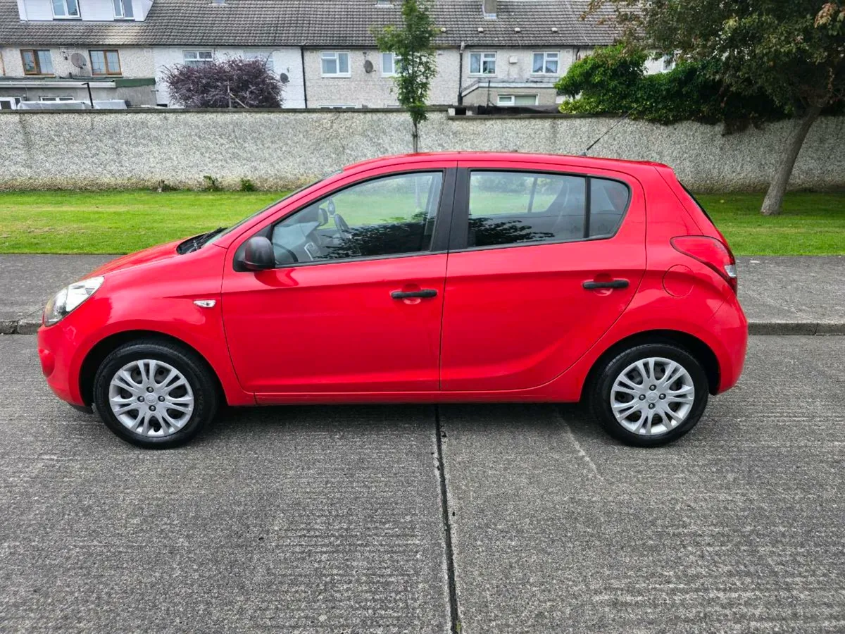 **NEW NCT 11.25**  Hyundai i20 1.2 Petrol - Image 2