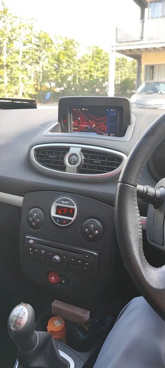 Renault Clio 2009 - Image 2