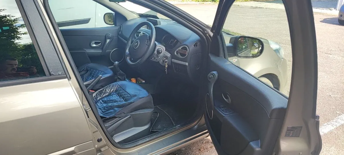 Renault Clio 2009 - Image 3