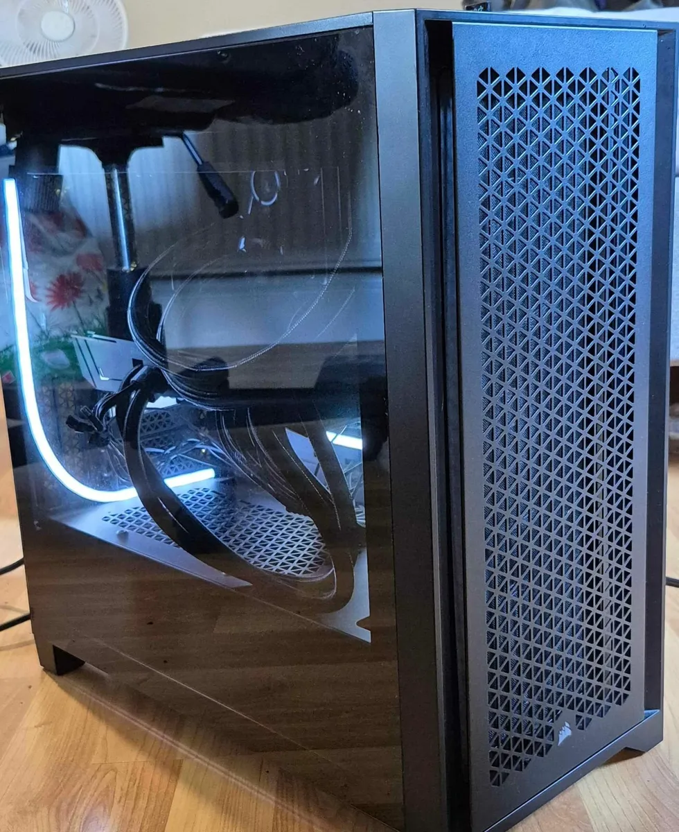 12700KF/RX 6900 XT/32gb RAM Gaming PC - Image 1