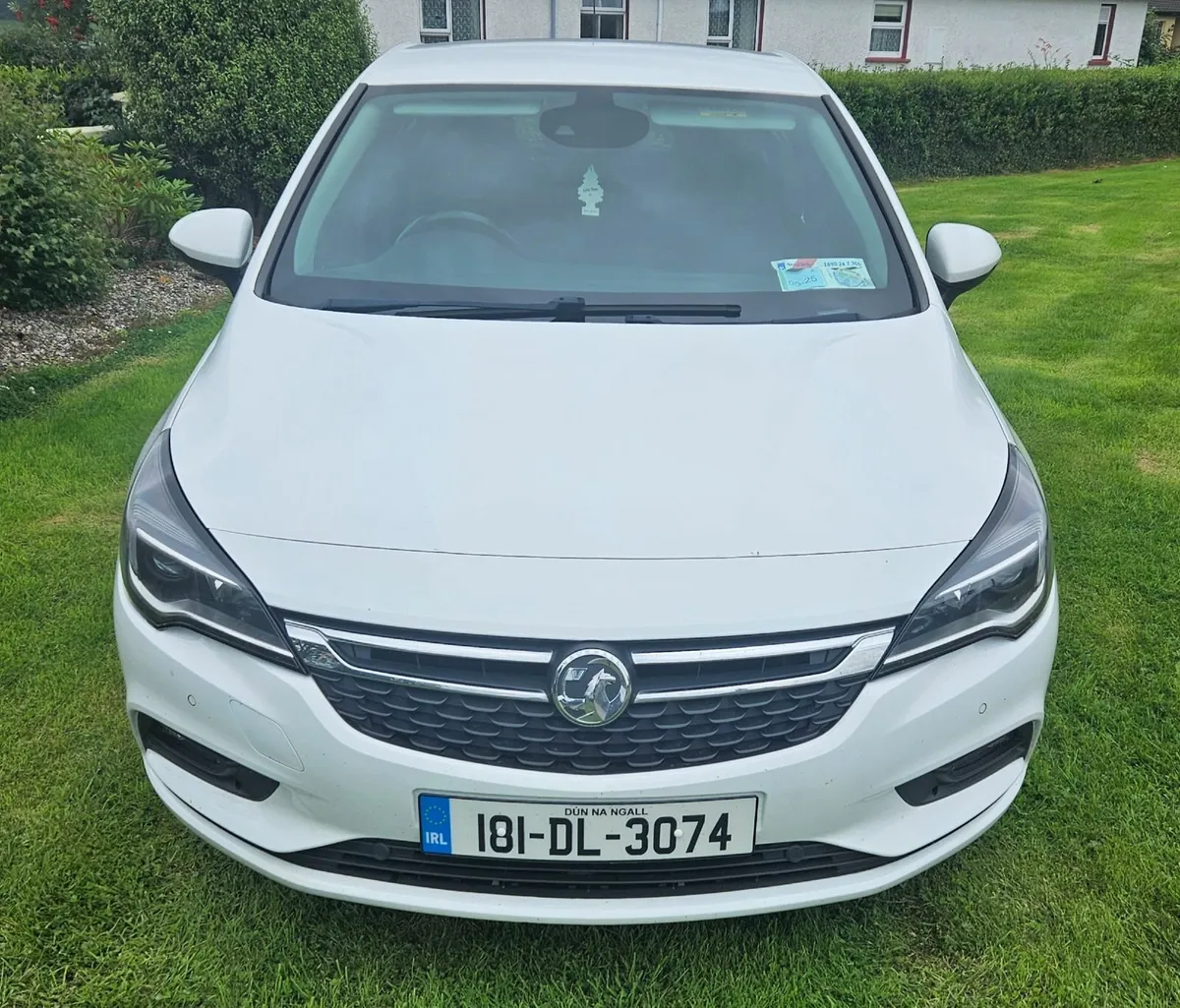 Vauxhall Astra 2018 - Image 2