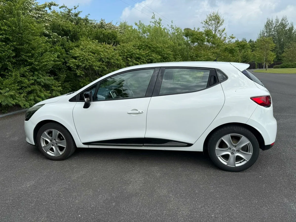 162 Renault clio dynamique nav 1.2 petrol v - Image 4