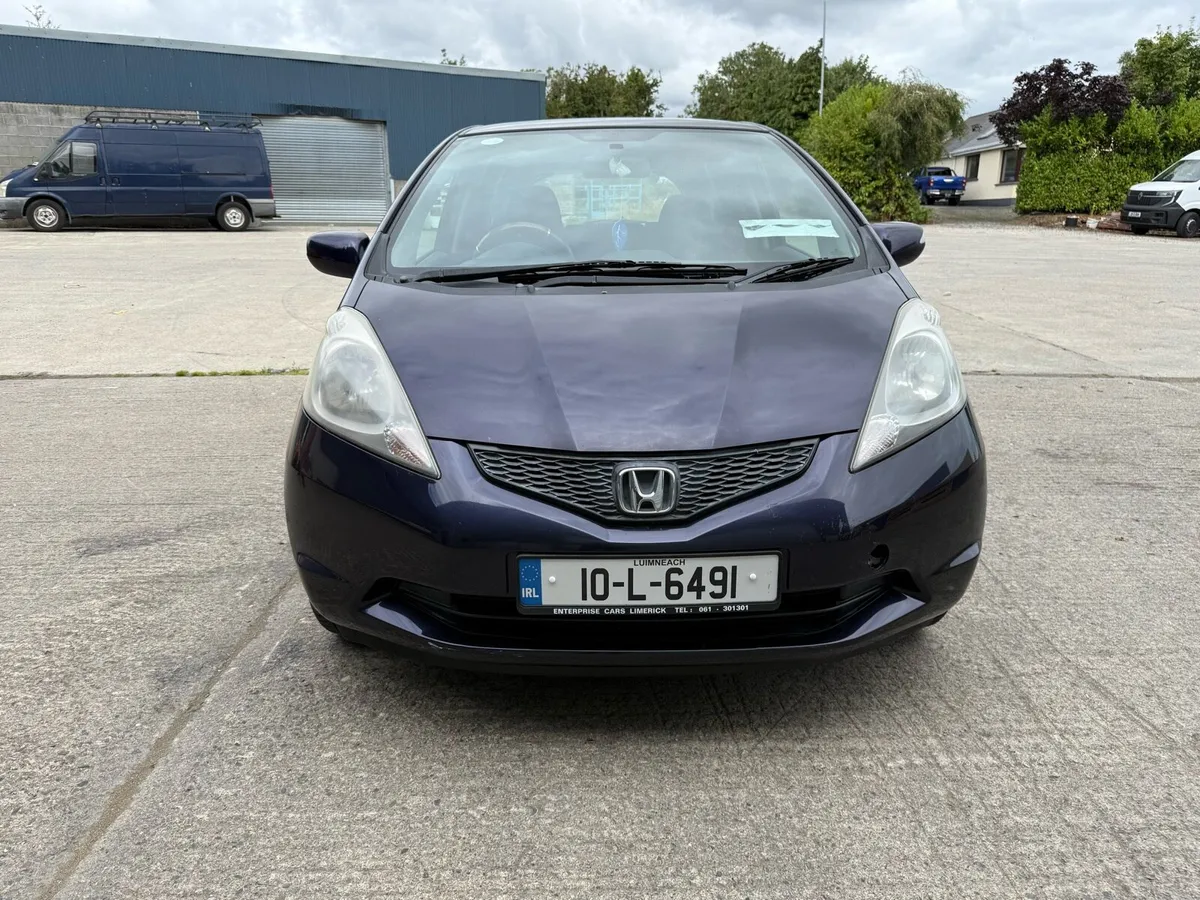 2010 Honda Fit Jazz Auto 1.3 Fresh NCT - Image 2
