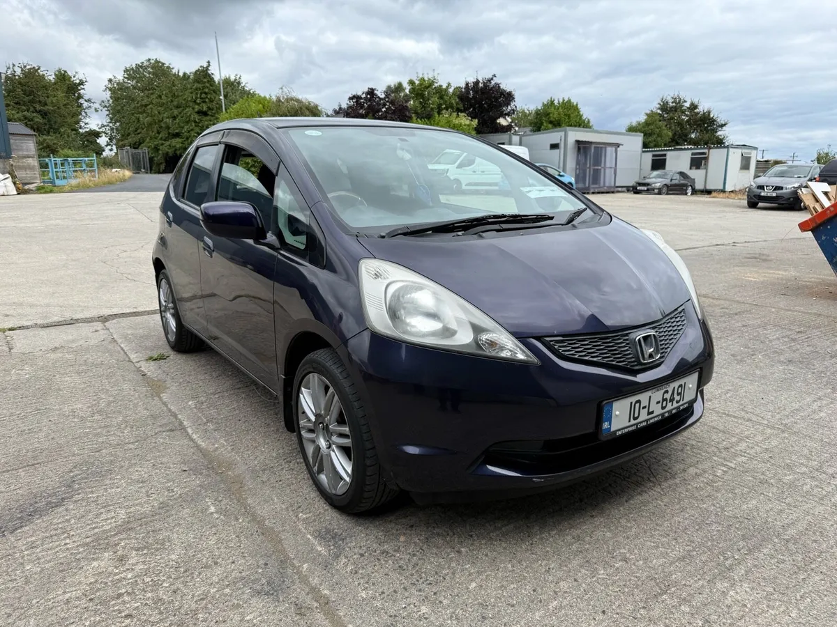 2010 Honda Fit Jazz Auto 1.3 Fresh NCT - Image 3
