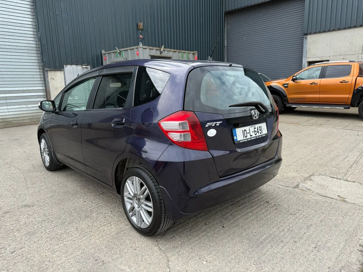 2010 Honda Fit Jazz Auto 1.3 Fresh NCT - Image 4