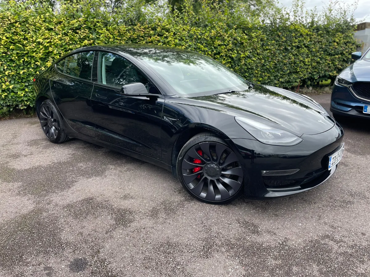 Tesla Model 3 2023 - Image 1