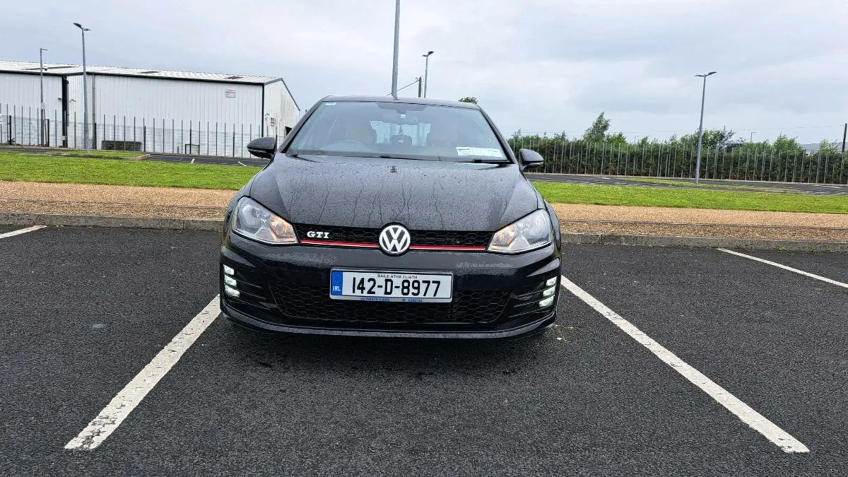 2014 golf gti only 84k km - Image 3