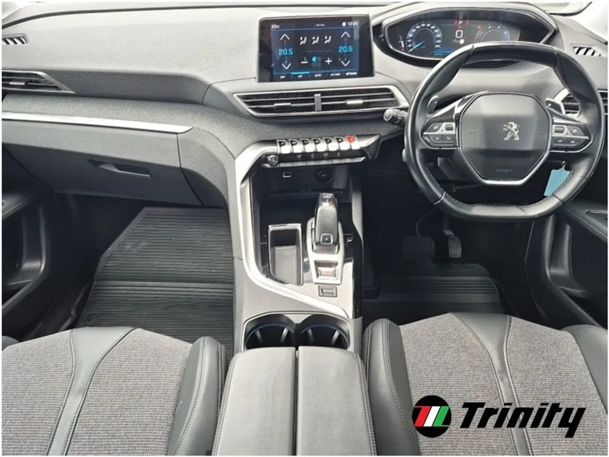 Peugeot 3008 Low KMS Allure Automatic 1.5 HDI 130 - Image 2