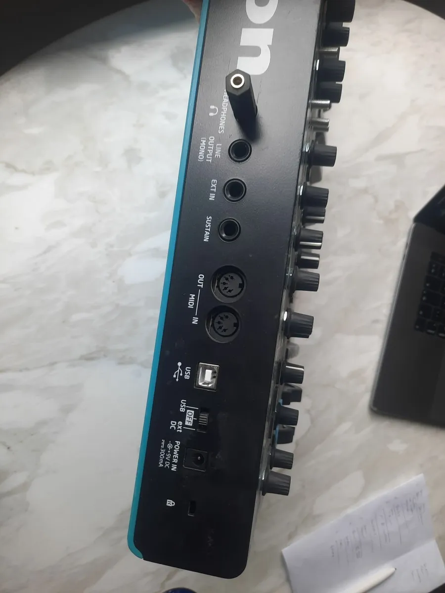 BASS STATION II - Image 4