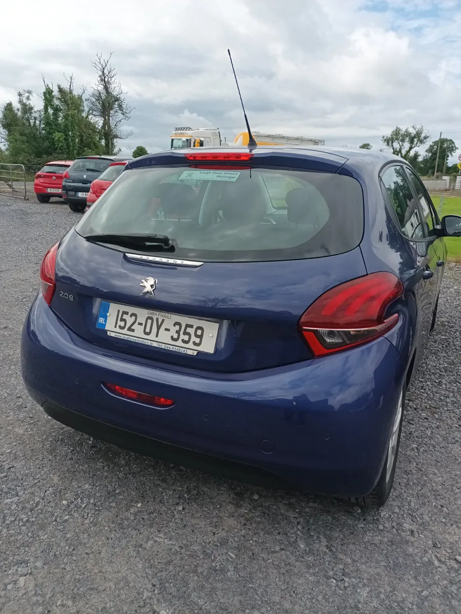 Peugeot 208 2015 - Image 3