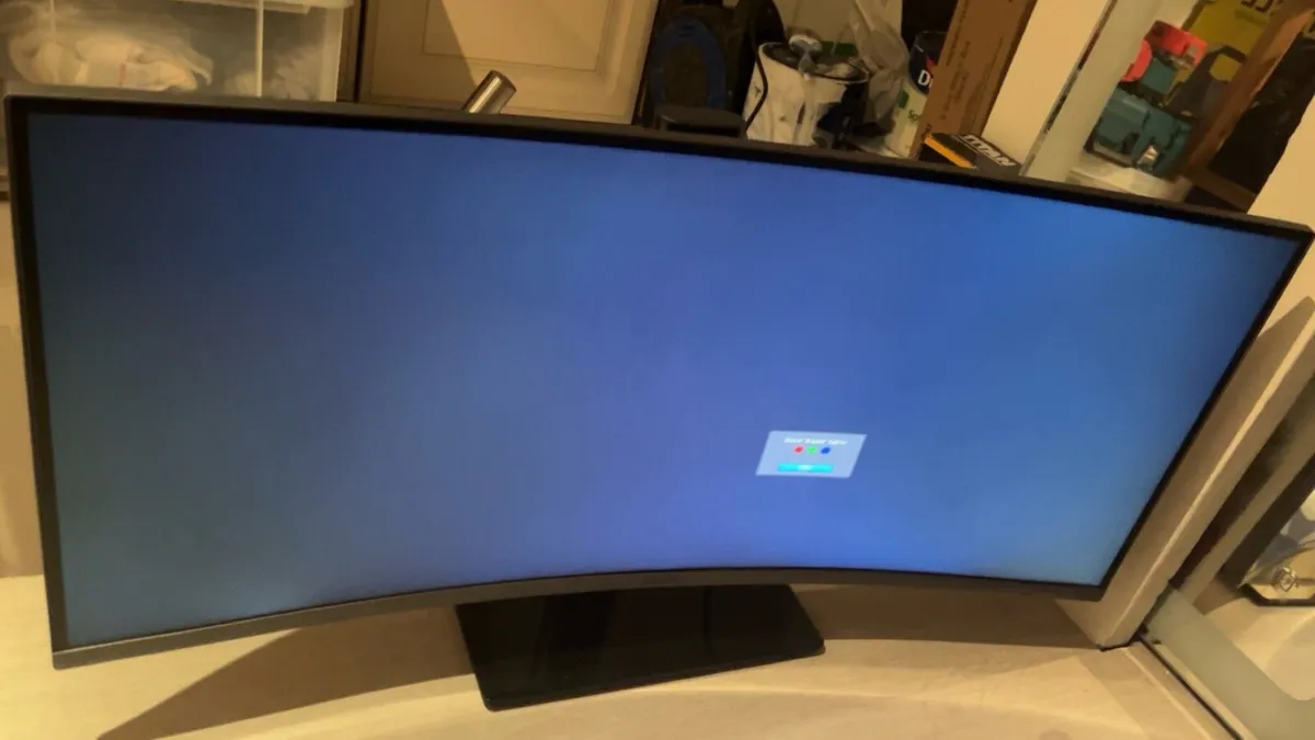 Samsung 34 inch curved monitor - Image 1