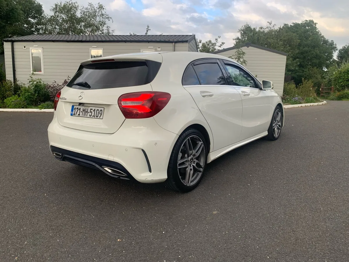 Mercedes a200d amg line - Image 4