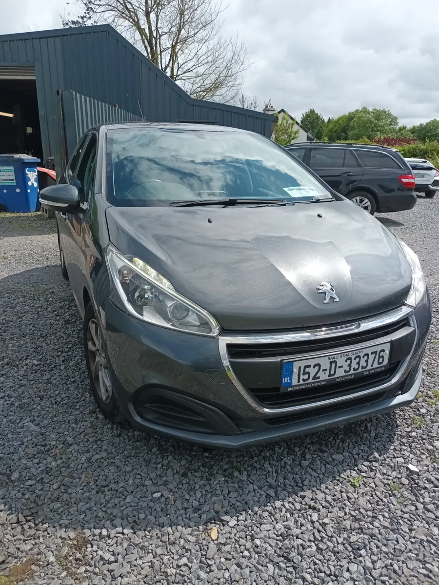 Peugeot 208 2015 - Image 2