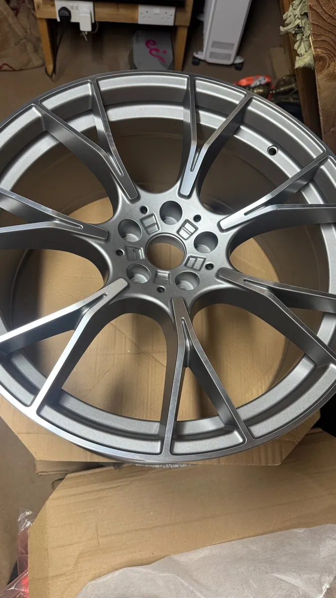 BMW Alloys 20” 5x112 Brand new - Image 1