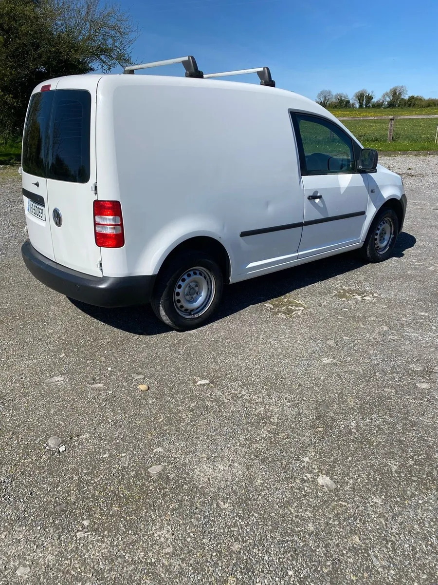 Volkswagen caddy - Image 3