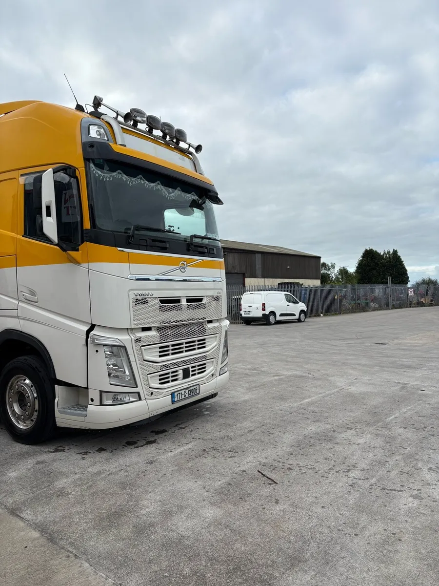 VOLVO FH500 XL 2017 - Image 3