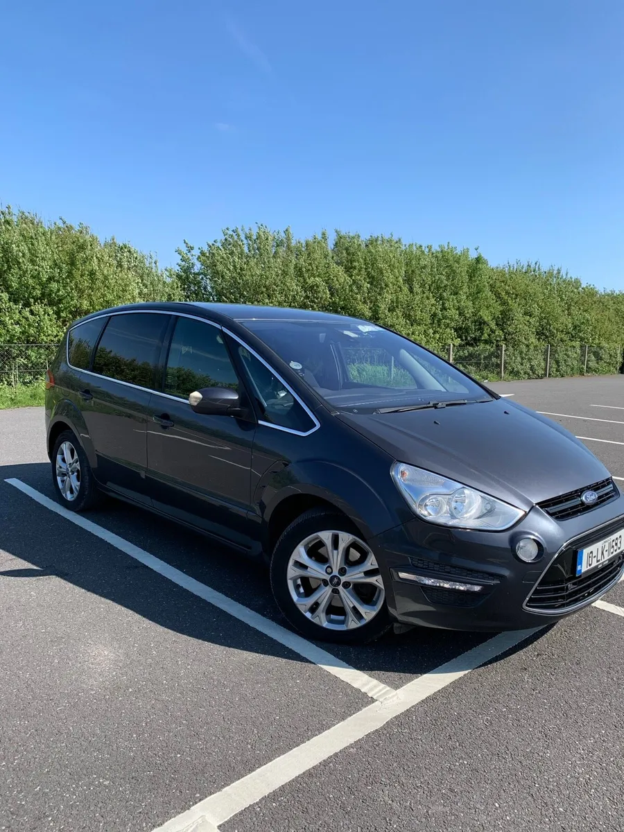Ford S-Max TITANIUM - Image 1