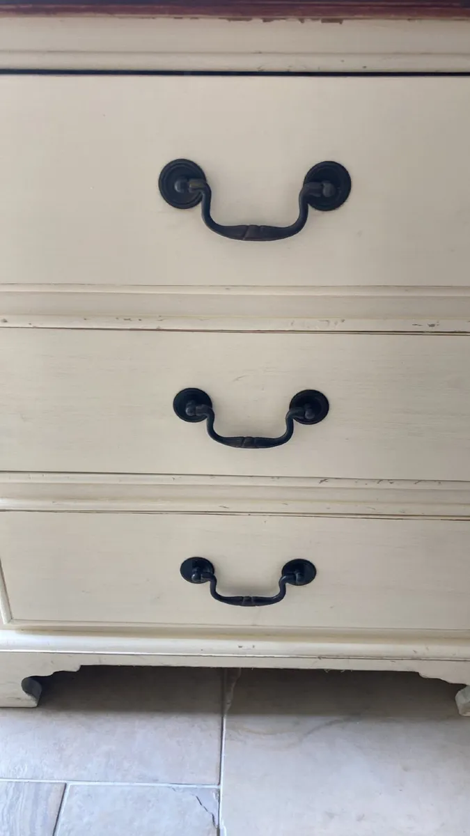 Small chest of drawers - Image 2