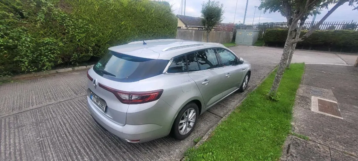 Renault Grand Megane 4 Sat Nav - Image 2
