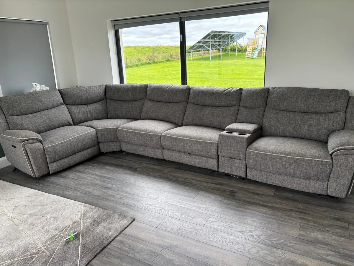Sofa Trek Express 2 Corner 2 Power Recliner and Co - Image 1