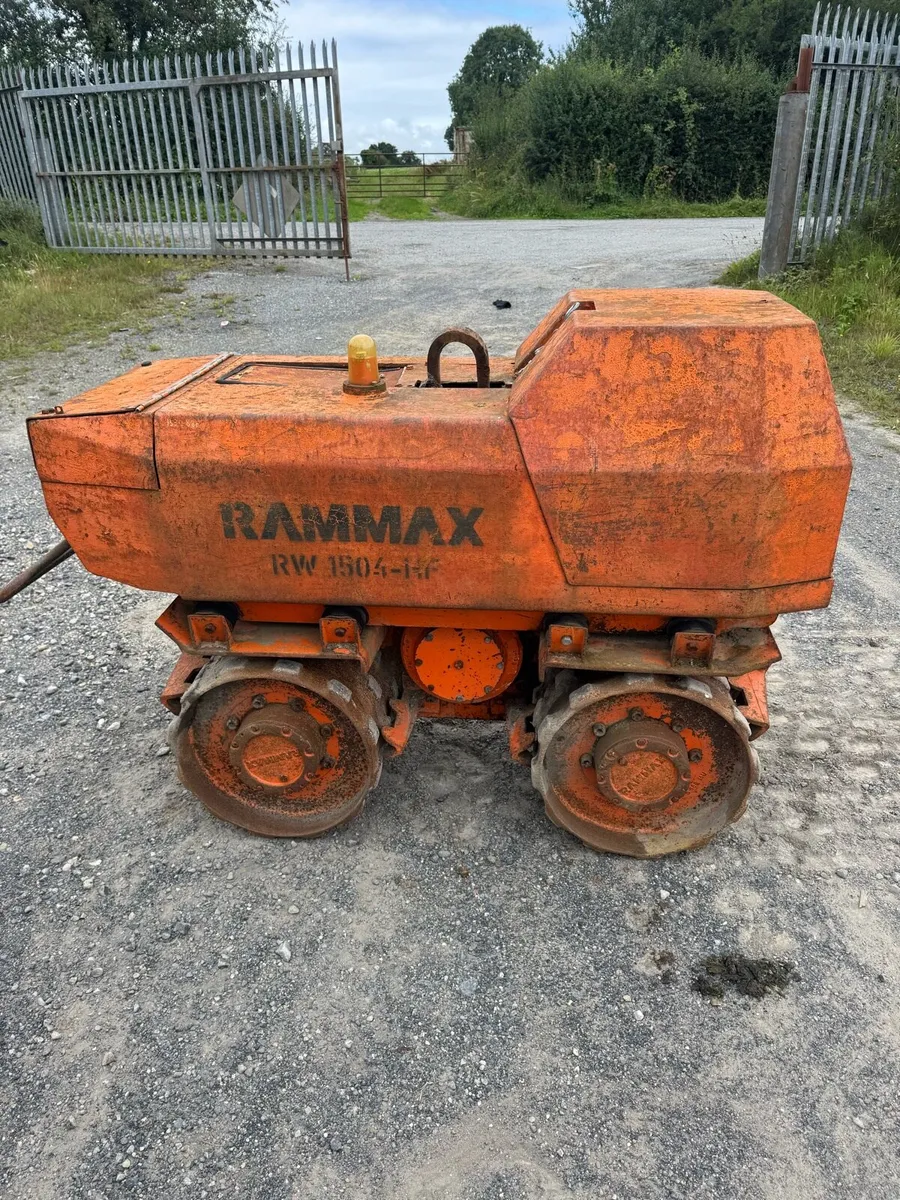 RAMMAX Trench Roller - Image 1