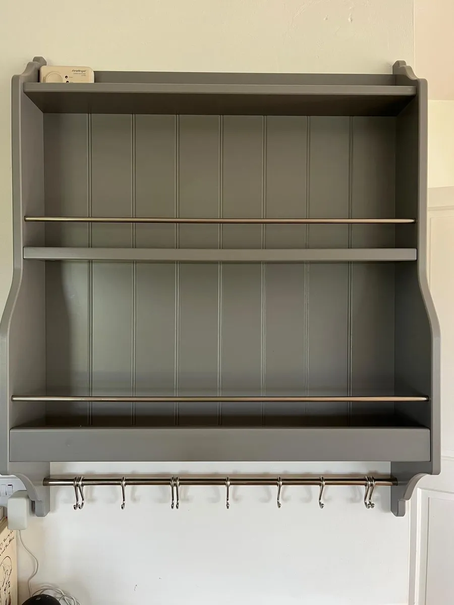 Kitchen Cabinets and Shelves - Image 2