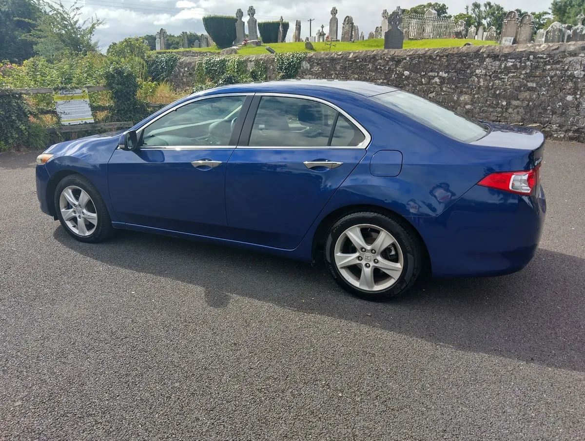 Honda Accord EX. New NCT. Fabulous Machine. - Image 3