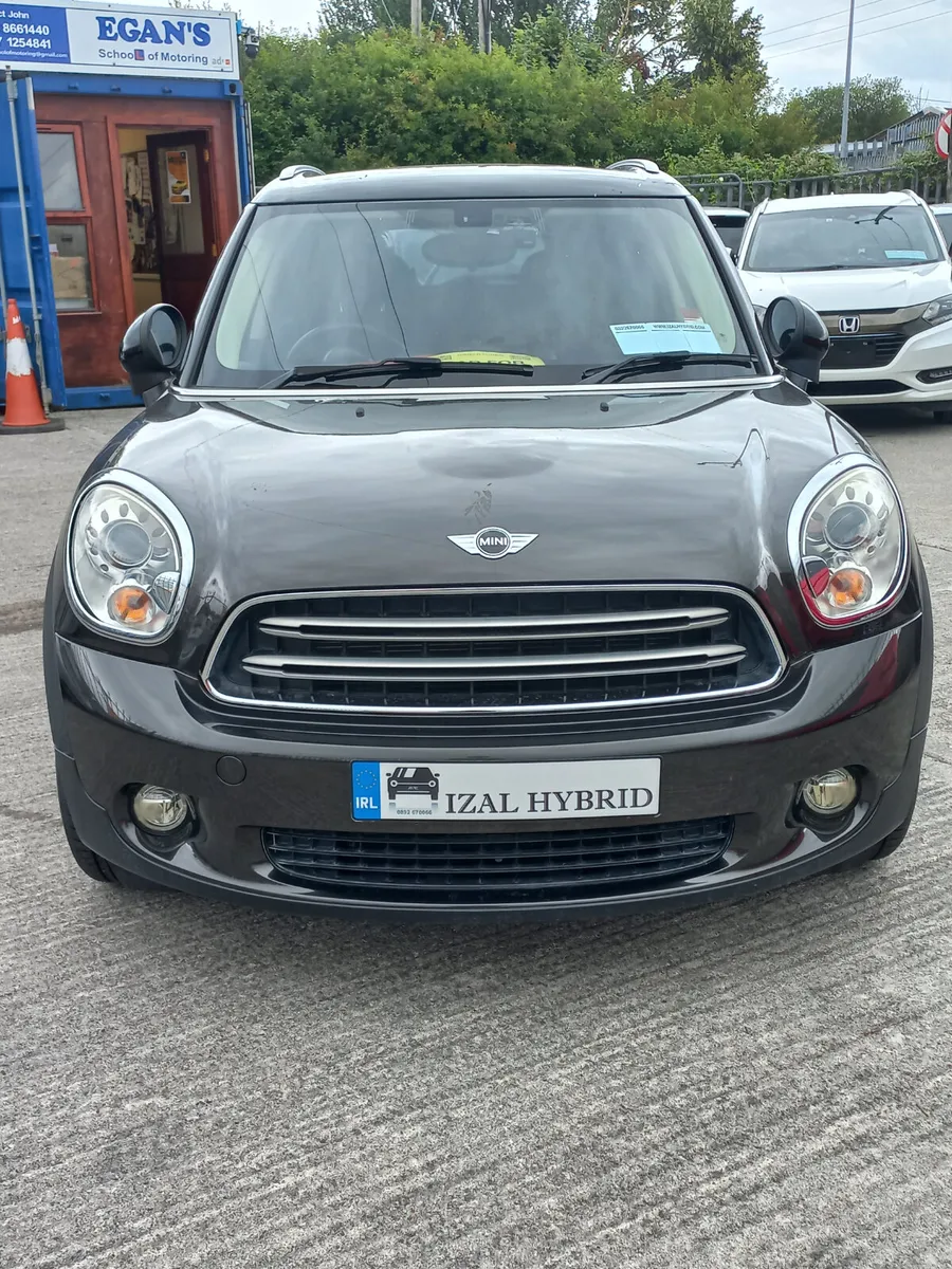 Mini Cooper 2.0 2015 - Image 1