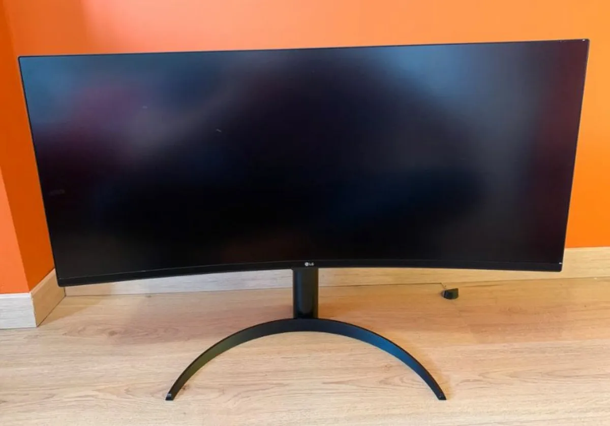 Monitor LG UltraWide 34WP65C-B 160 Hz - Image 1