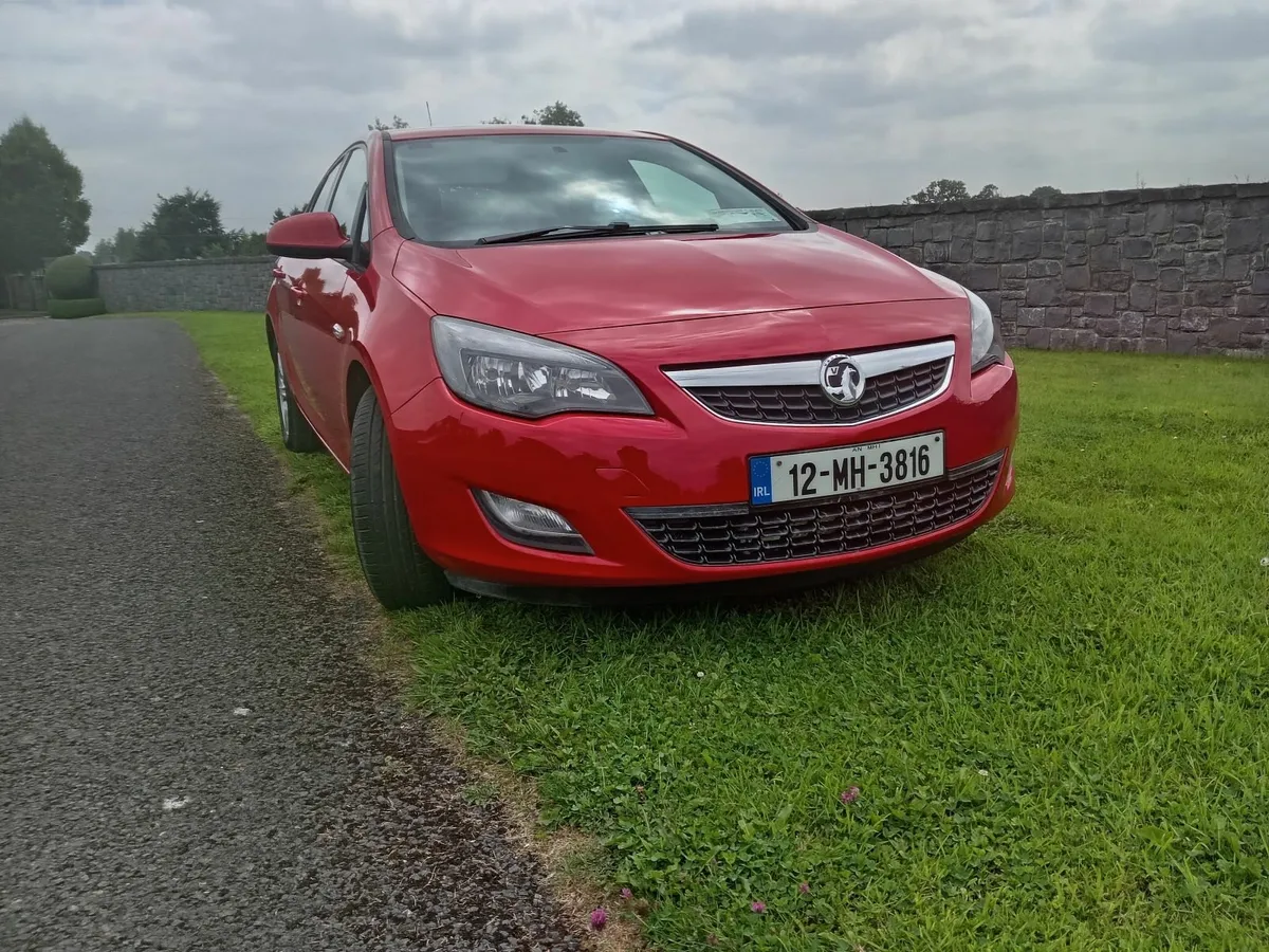 2012 Vauxhall Astra  NCT Aug/2026  cheap tax - Image 3