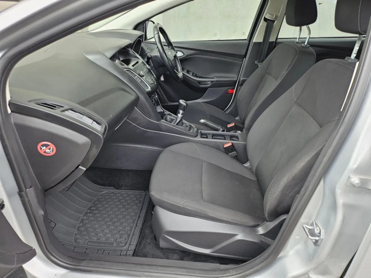 2016 Ford Focus 1.6 Tdci 1 Year Warranty Finance - Image 4