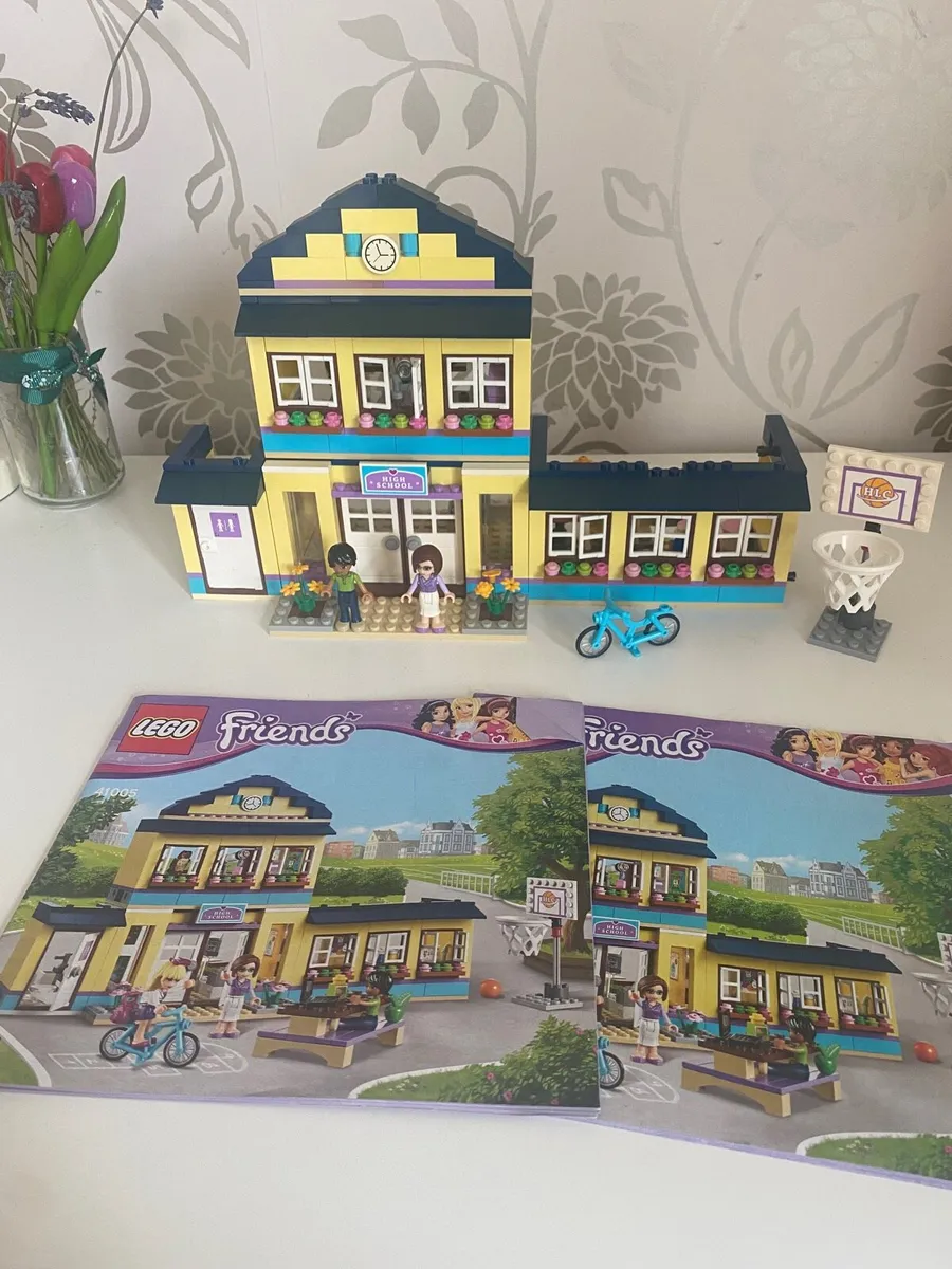Lego Friends High School - Image 1