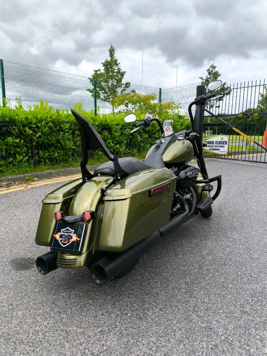 HARLEY  DAVIDSON ROAD KING 👑 - Image 1