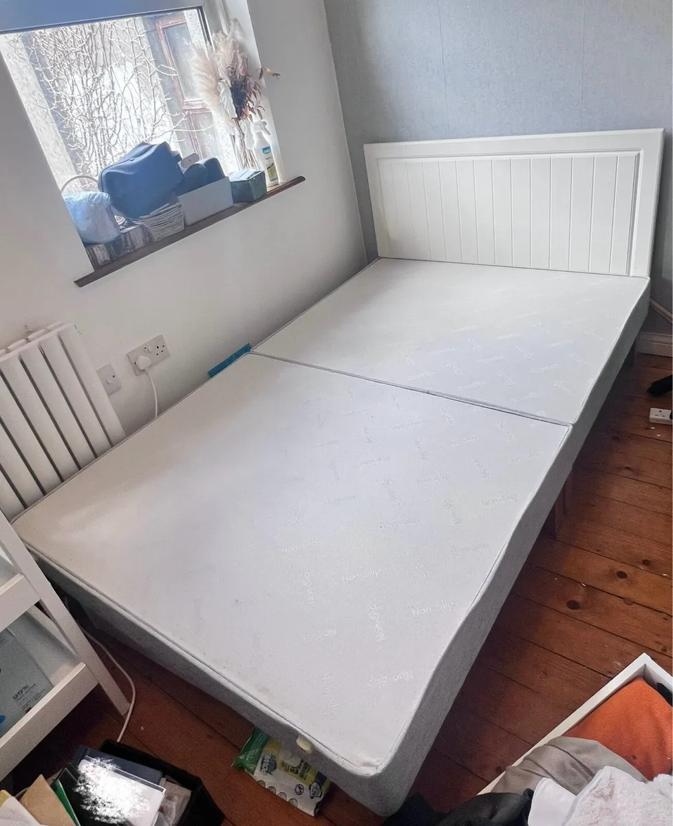 Bed Frame (Small double size) Free to go - Image 1