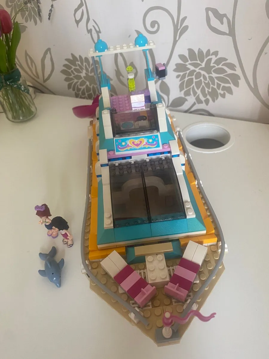 Lego Friends Dolphin Cruiser - Image 3