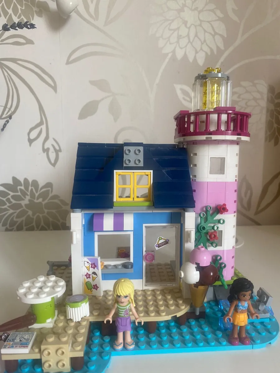 Lego Friends Heartlake Lighthouse - Image 1