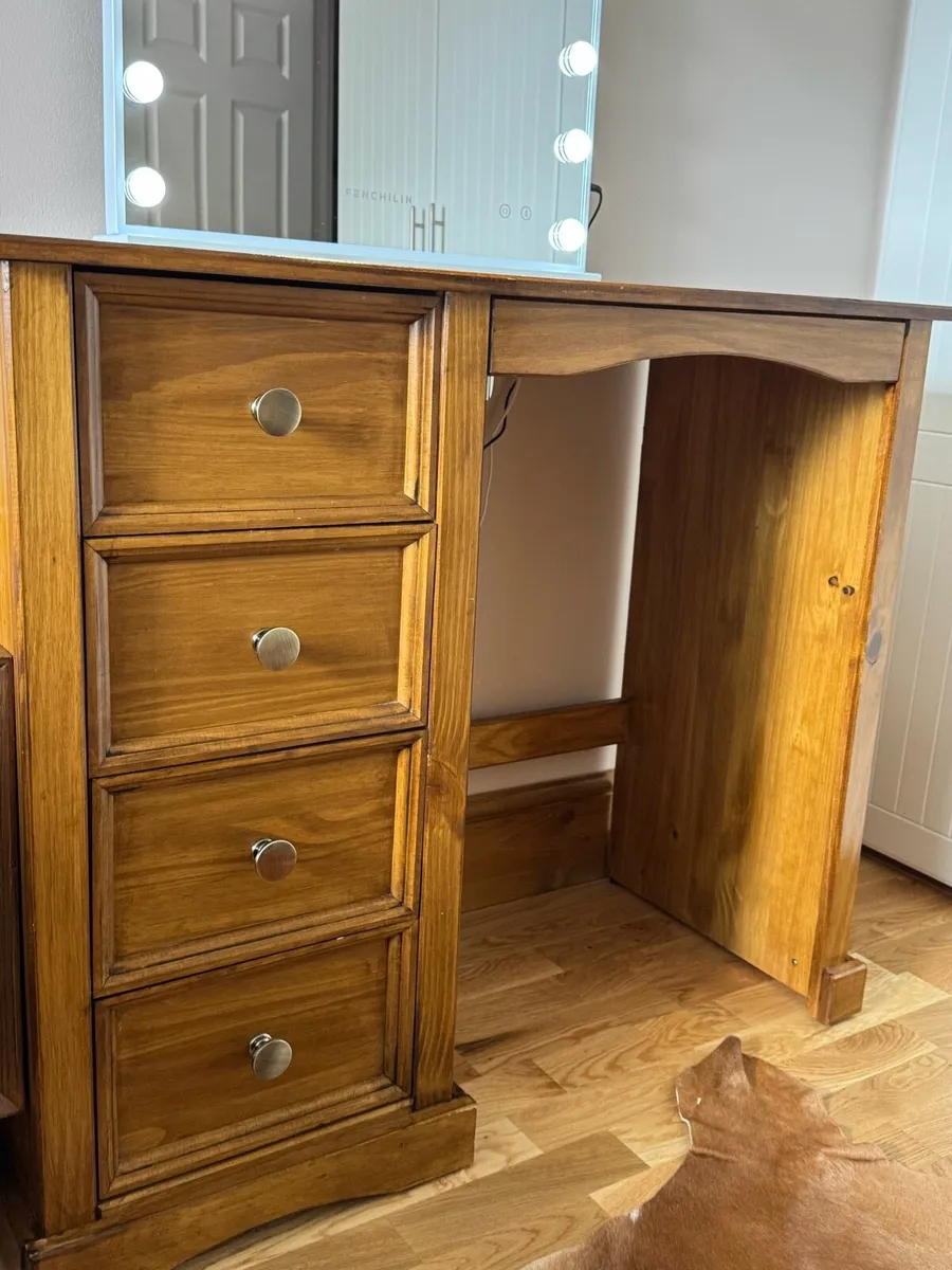 Dressing Table - Image 3