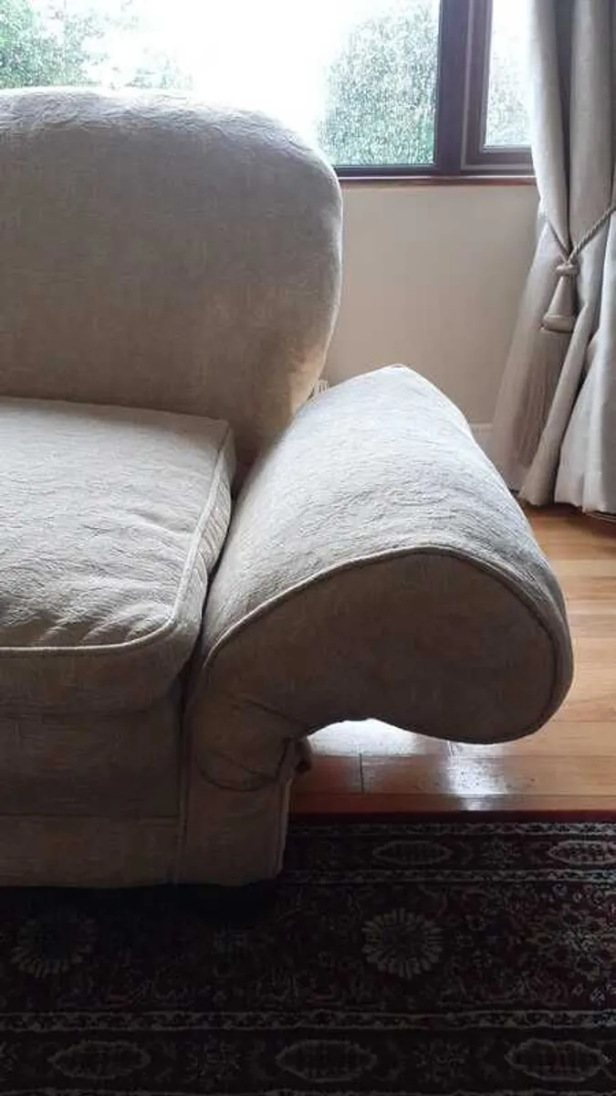Antique Sitting Room suite with rare drop arm - Image 1