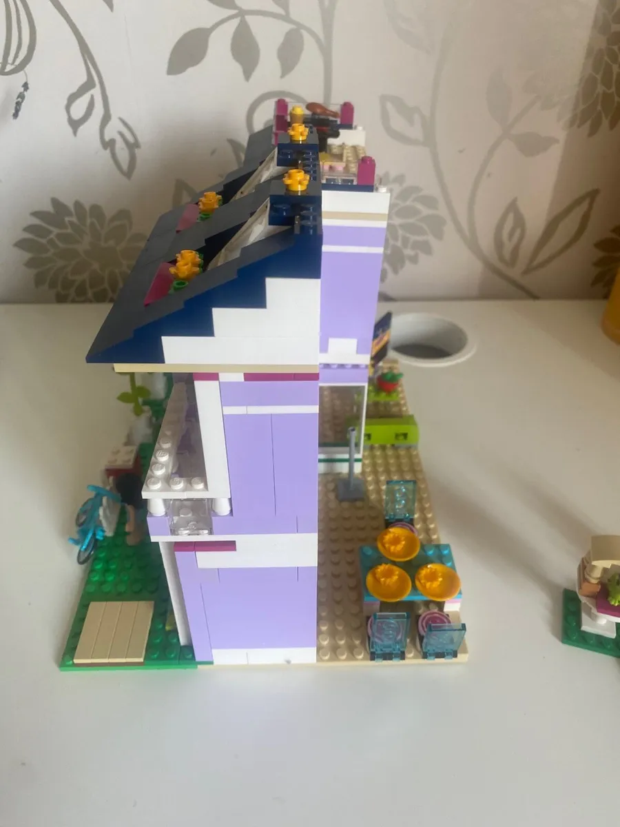 Lego Friends Emma’s House - Image 3