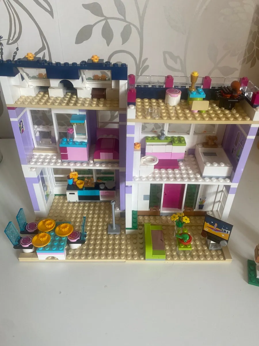 Lego Friends Emma’s House - Image 4