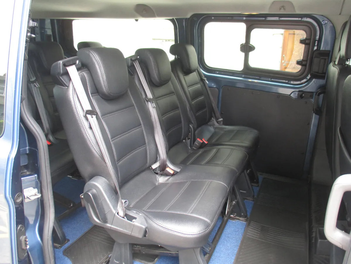 2019 FORD TRANSIT 2.0 TDCI AUTO 9 SEATER - Image 4