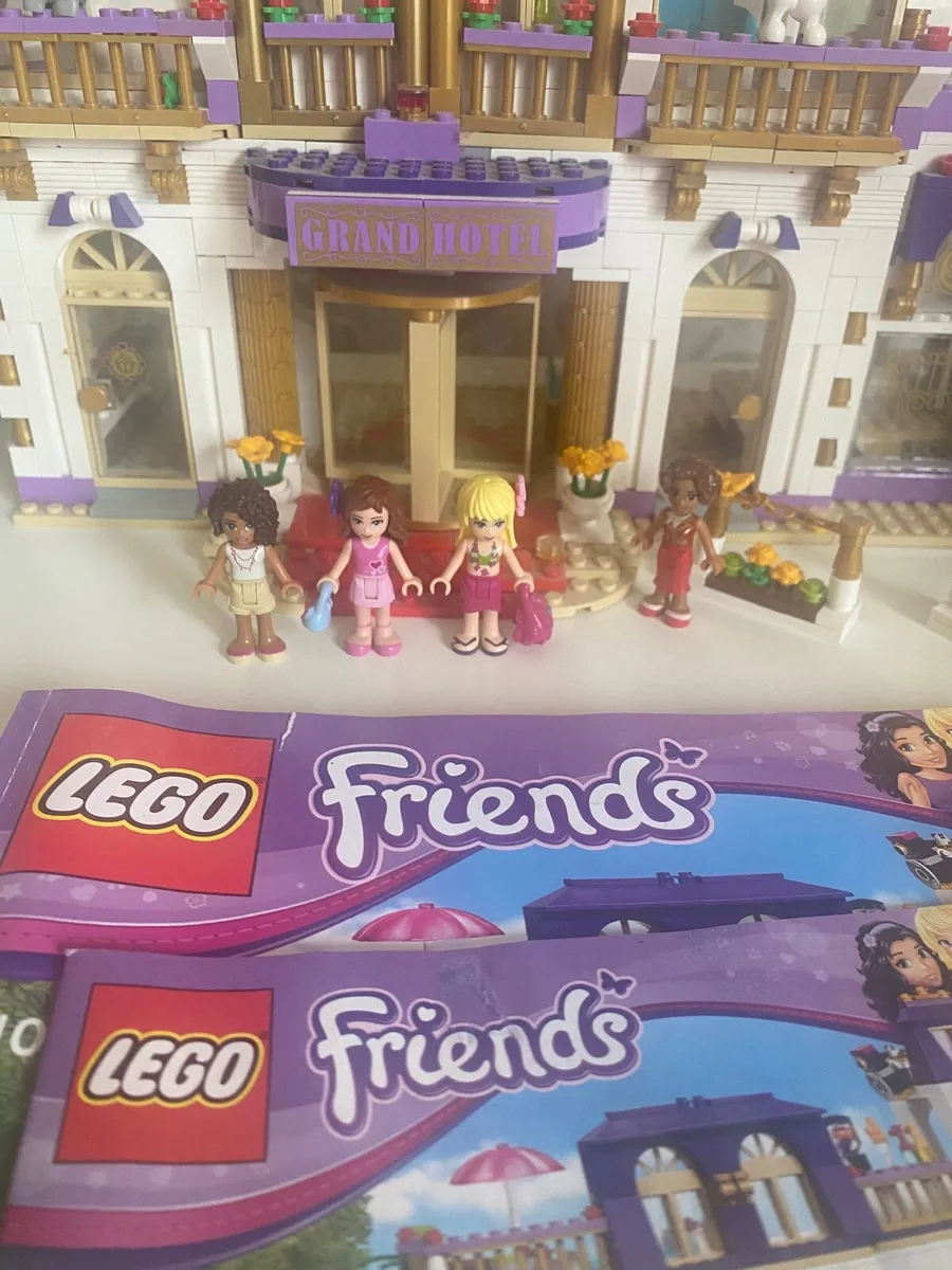 Lego Heartlake Grand Hotel - Image 4
