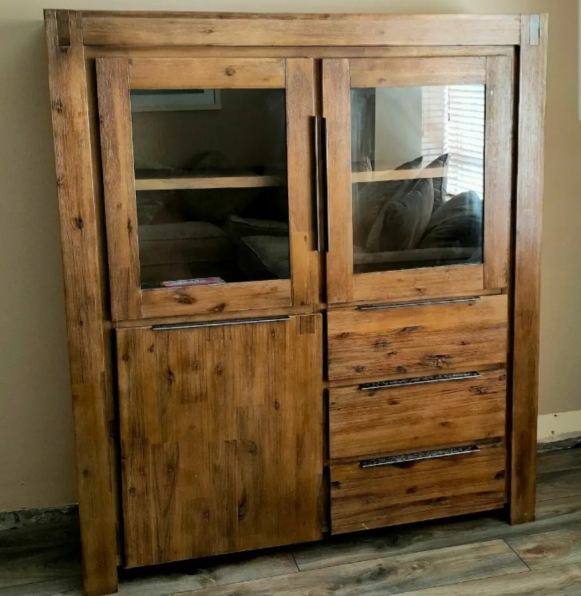 Sideboard - Image 2