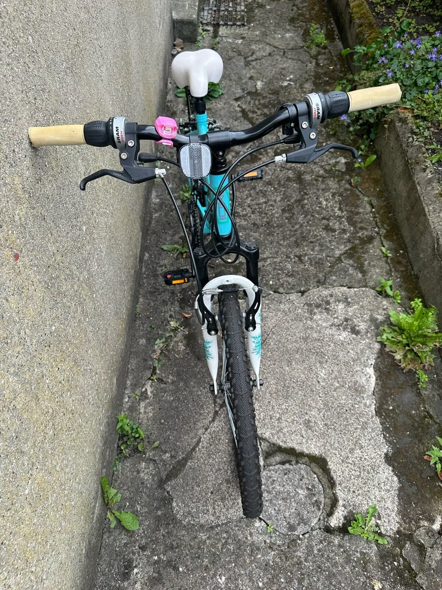 Shimano equipped junior bike 24” wheel - Image 3