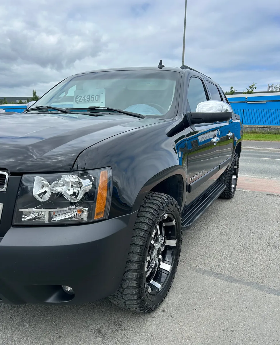 2013 CHEVY AVALANCHE PETROL 5.3 V8 Auto - Image 4