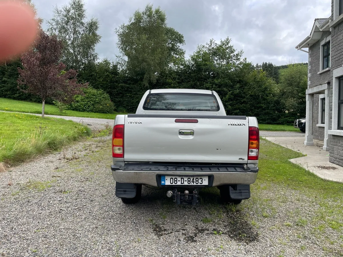 Toyota Hilux 3.0 d4d - Image 2