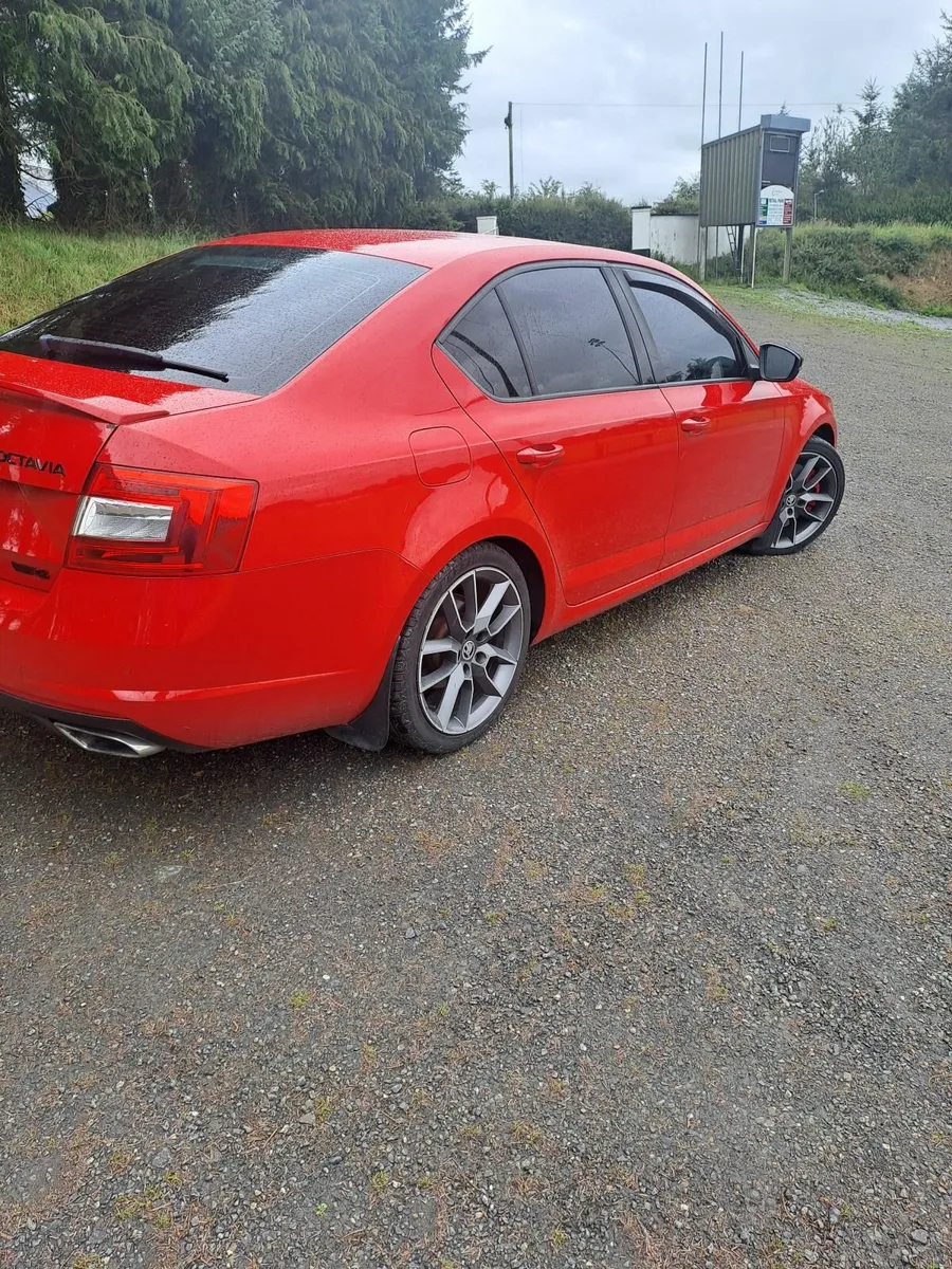 Skoda Octavia 2015 - Image 1