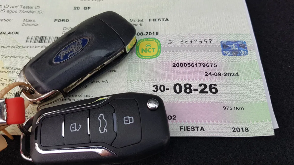 Ford Fiesta 2018 LOW MILAGE, Warranty, - Image 4