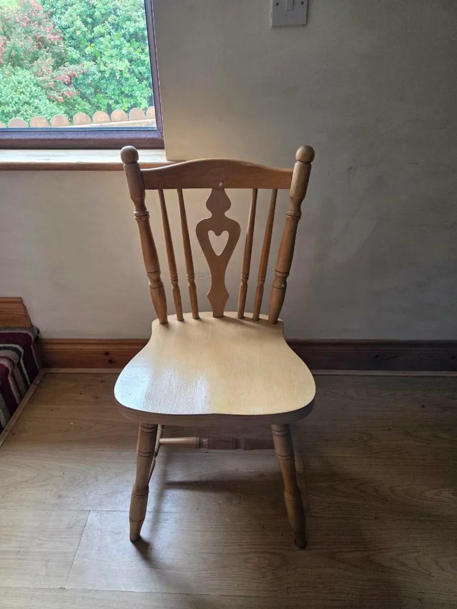 6 wooden chairs